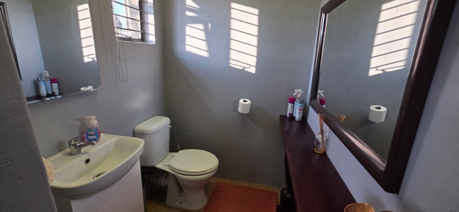 Commercial Property for Sale in Ifafi North West